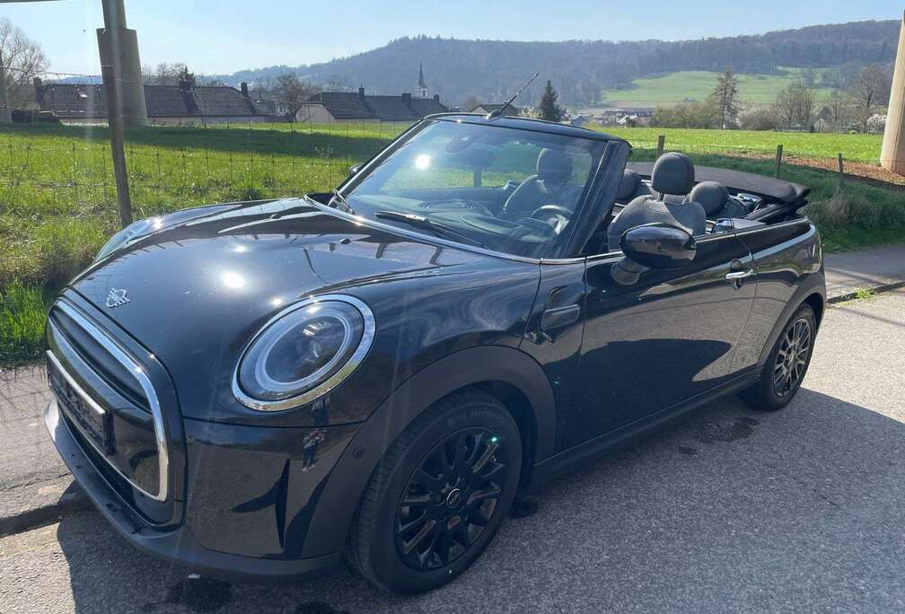MINI Cabrio Cooper Classic Trim