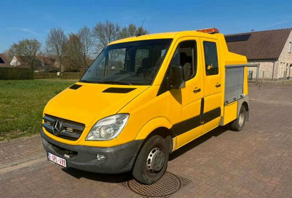 Mercedes-Benz Dépanneuse A Pelle Permis B