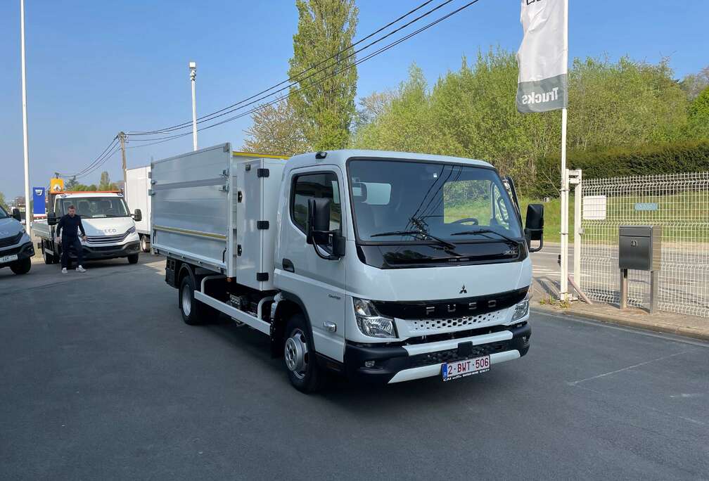 Mitsubishi FUSO