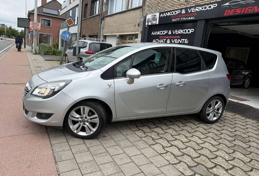 Opel Meriva 1.4 Turbo Cosmo 1er Main Carnet Car Pass Navigations clim