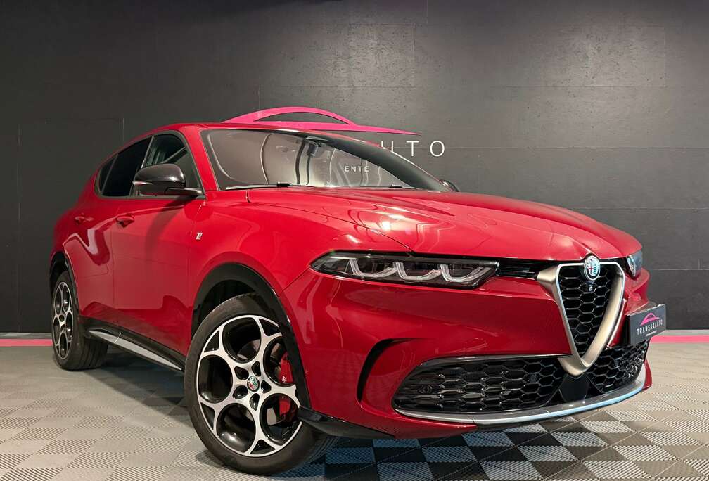 Alfa Romeo 1.6 DDCT Tributo Italiano — Harman Kardon — Caméra 360 — Pack Performance - Attelage