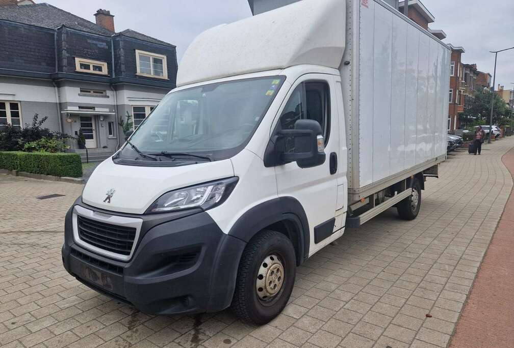 Peugeot Boxer HDi / MEUBELBAK / NAVI / AIRCO /