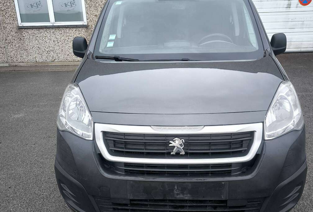 Peugeot 1600 HDi année 2017 207000 km