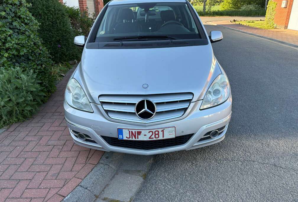 Mercedes-Benz B 180 CDI