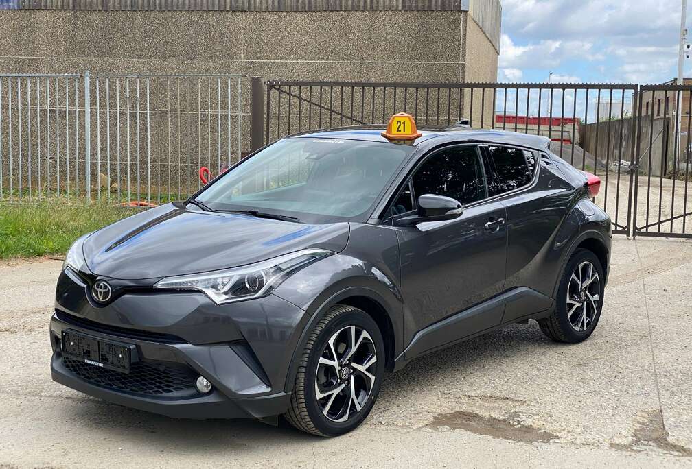 Toyota C-HR 1.2 Turbo 2WD C-Ult  Bi-Tone