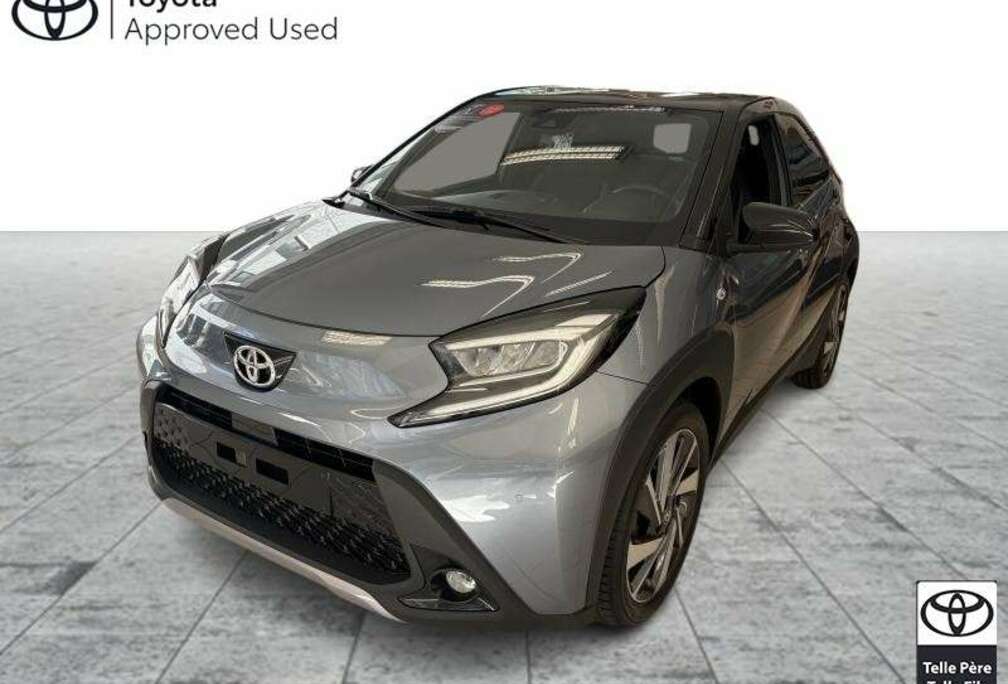 Toyota X