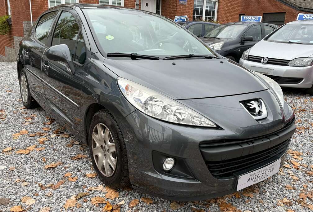 Peugeot / 1.4 HDi / Garantie / Airco / Isofix /