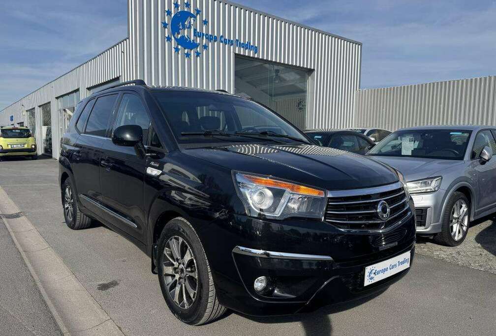 SsangYong 2.2XDI 178Ch 4WDpower 1ÈRE MAIN BOITE AUTO GAR 12M