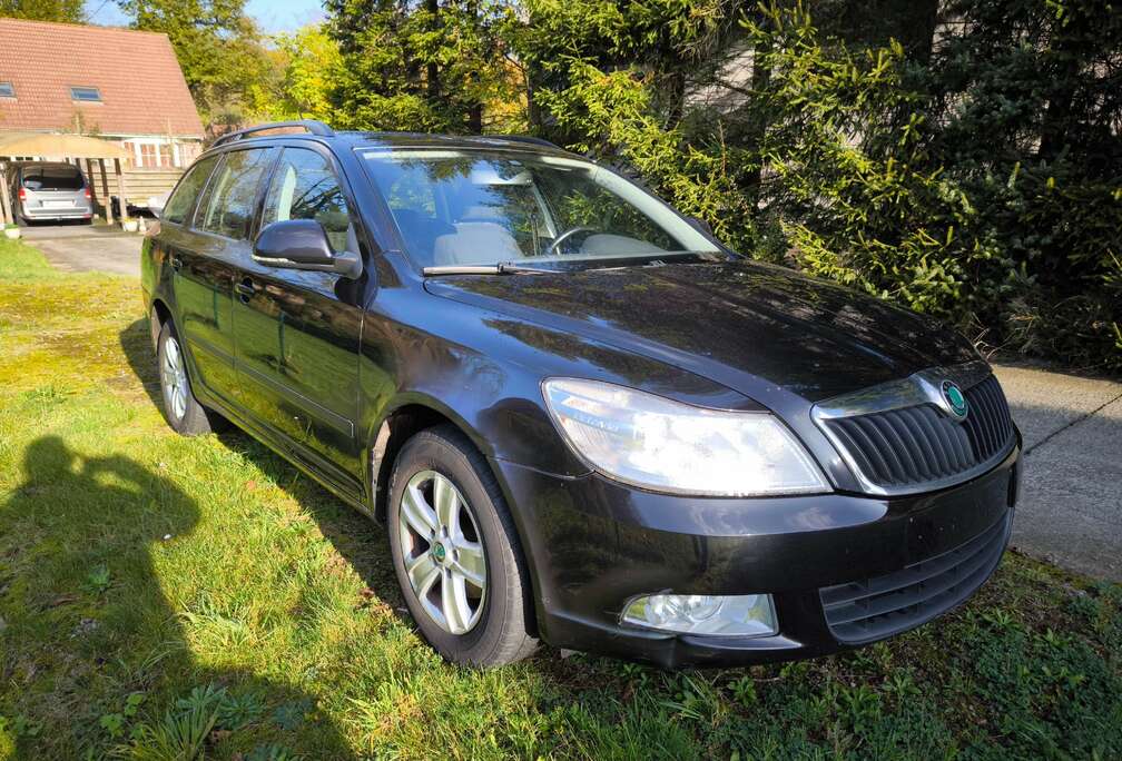 Skoda SW 1.6 CR TDi Ambiente DPF