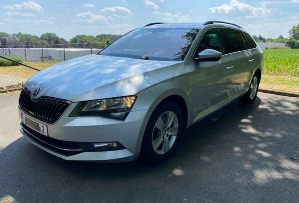 Skoda UTILITAIRE 2PLACES / COURROIE DISTRI REMPL OK / CLIM / GPS