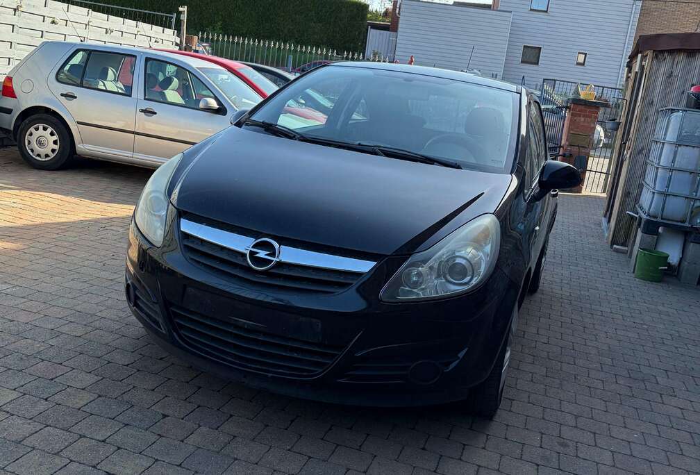 Opel Corsa 1.2i Essentia