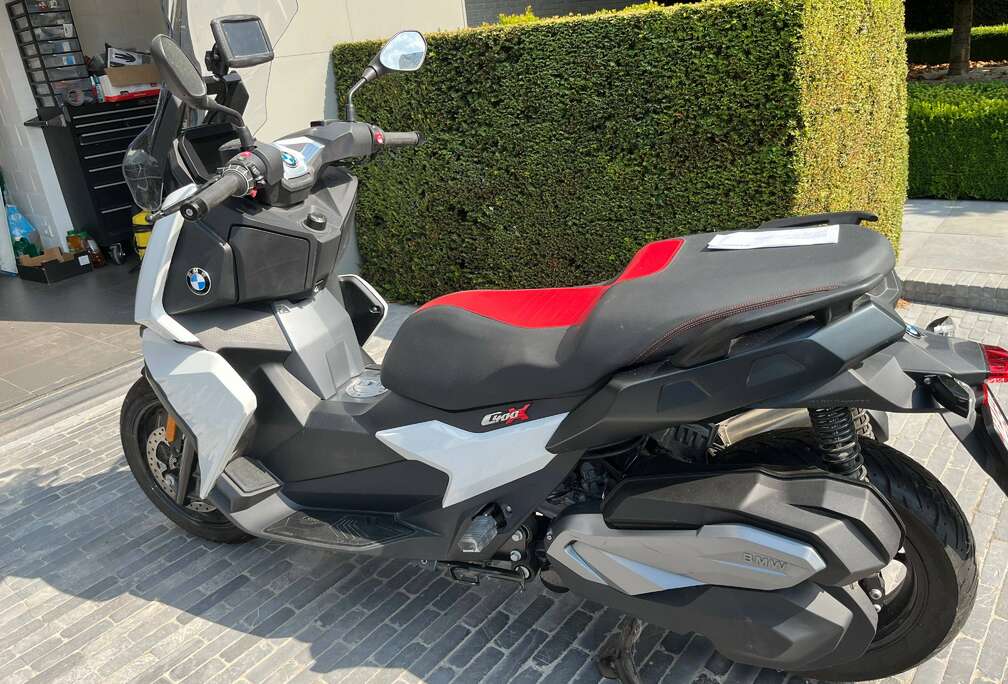 BMW scooter