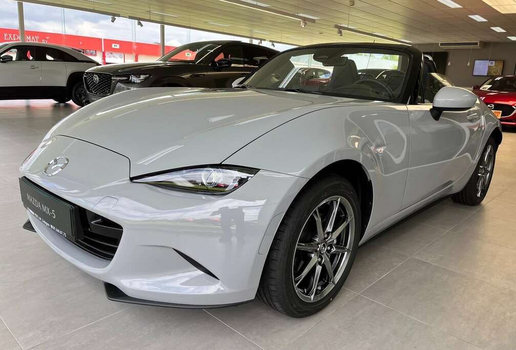 Mazda 1.5i Skyactiv-G Exclusive Line