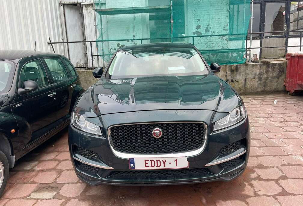 Jaguar F-Pace 2.0 D Prestige Full / *Uniquement Export*