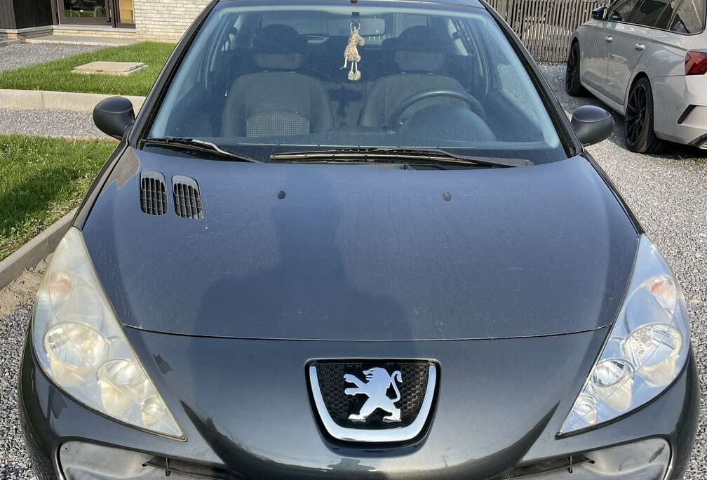 Peugeot GERESERVEERD (auto start niet meer
