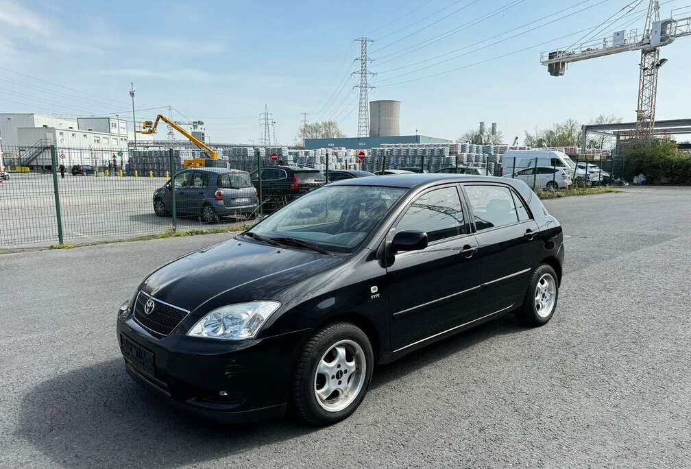 Toyota 1.4i VVT-i ÉTAT EXCEPTIONNEL AIRCO DIGITAL JANTE ALUMINIUM Sol