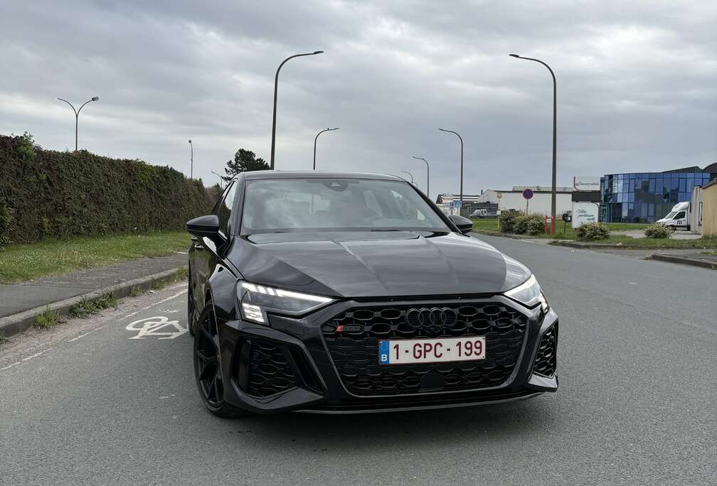 Audi Sportback 2.5 TFSI Quattro S tronic