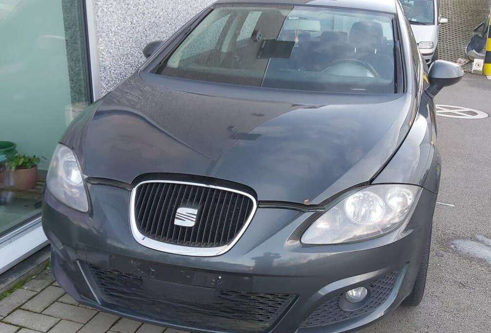 SEAT Leon 1.6 TDI DPF Sport