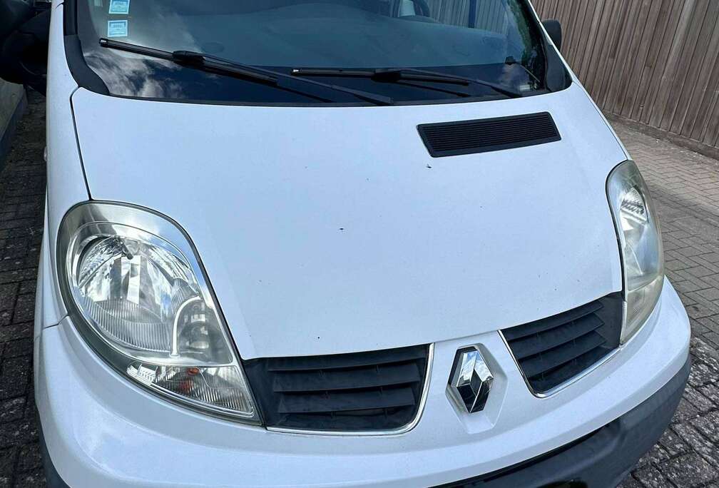 Renault 2.0 dCi 29 L2H1 Grand Confort