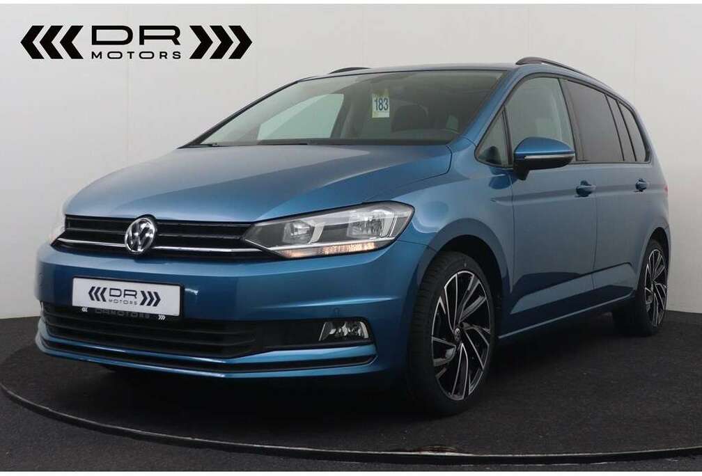 Volkswagen 1.0TSi TRENDLINE - NAVI - PANODAK  - ADAPTIVE CRUI