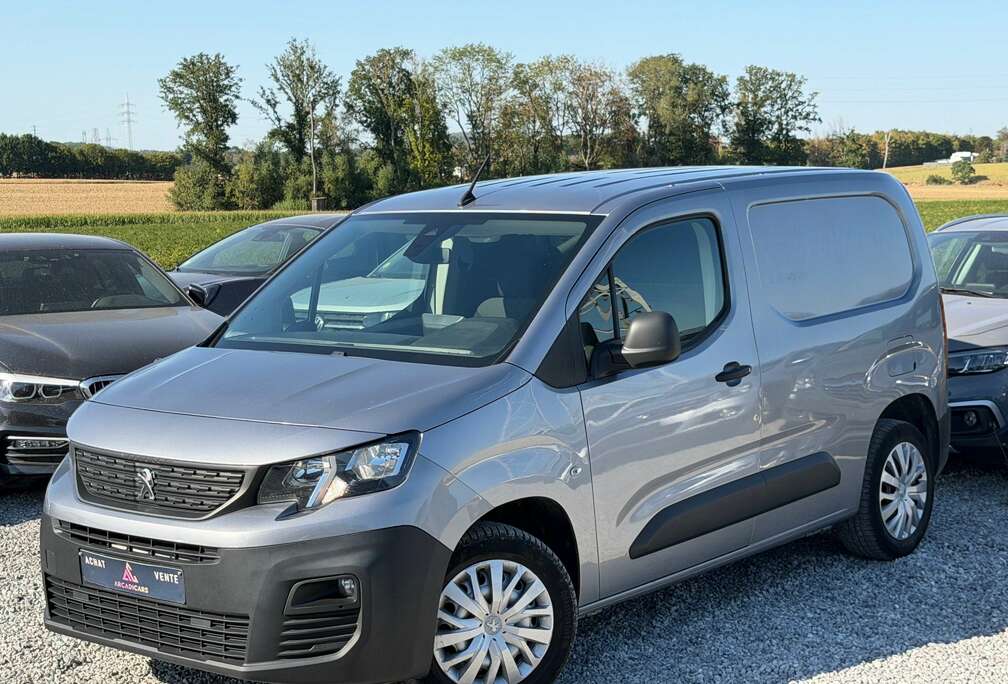 Peugeot 3 PLACES - CAR PLAY - CRUISE CONTROL