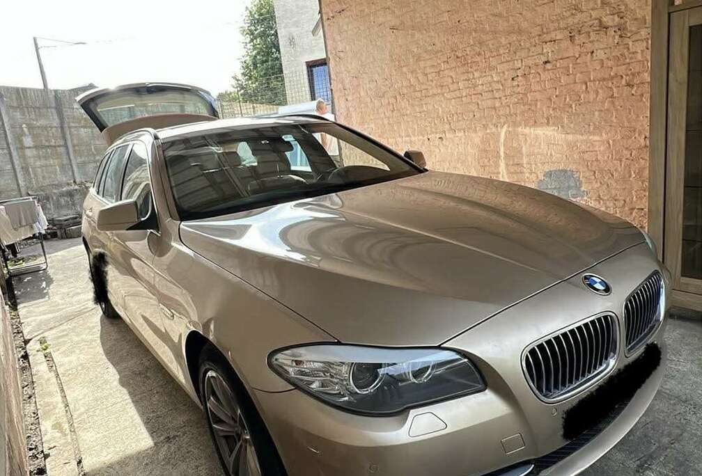 BMW 520d Touring Panoramic
