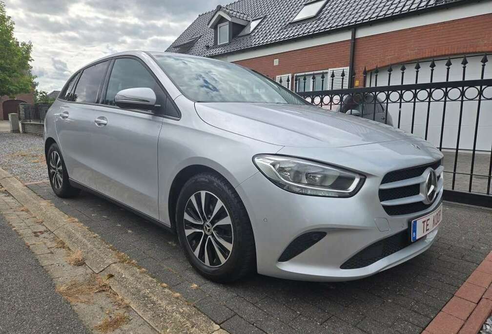 Mercedes-Benz B 180 Business Solution (EU6AP)