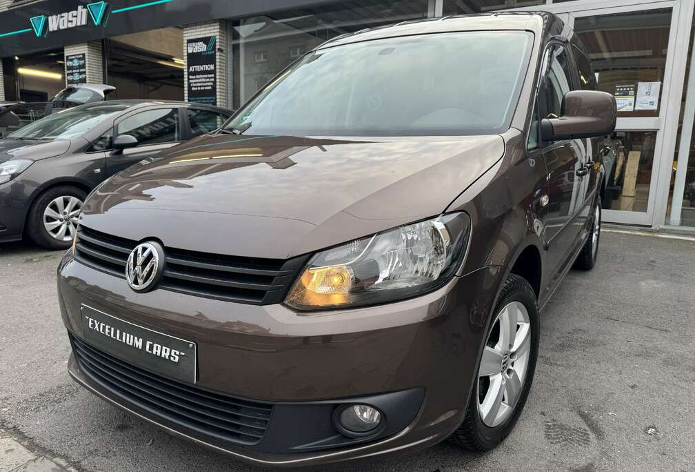 Volkswagen Life 1.2 TSI Highline 5place Airco Attache Remq