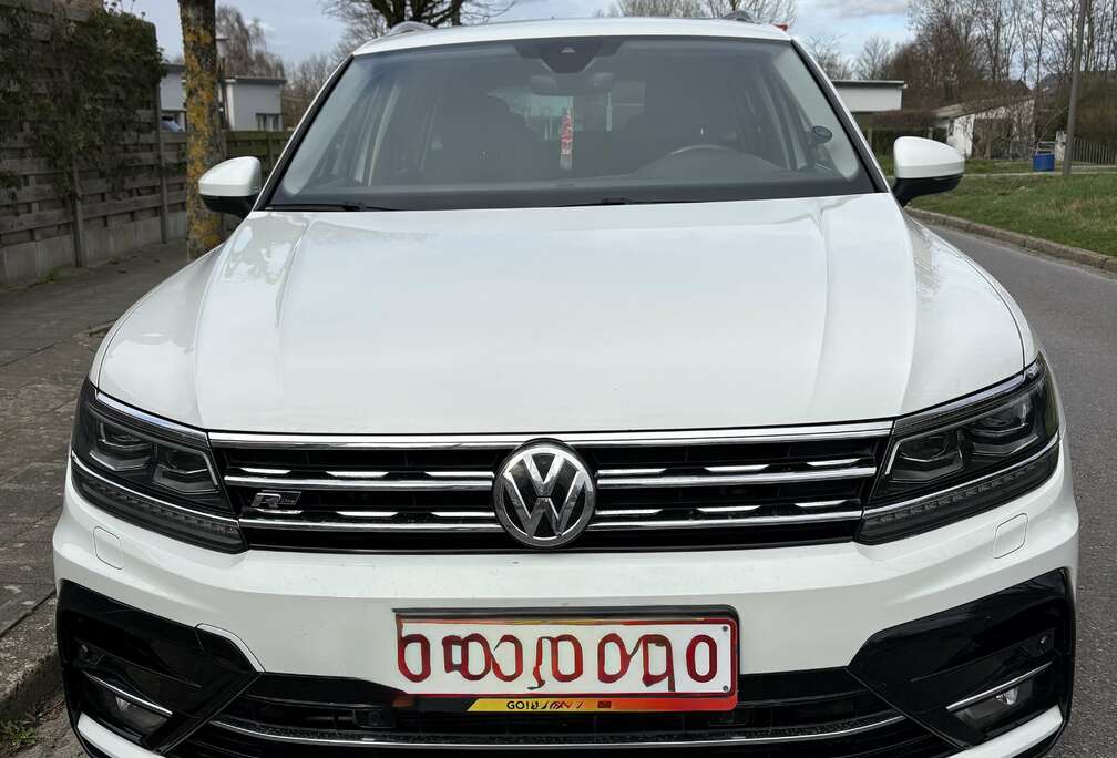 Volkswagen 2.0 TDi *R-line* 4Motion Highline BMT DSG