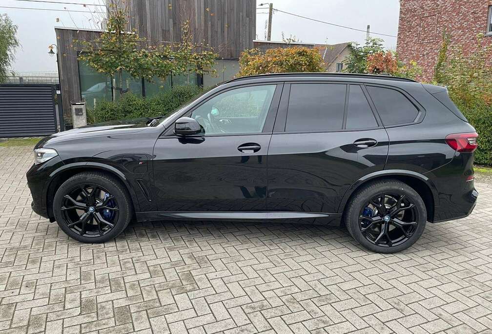 BMW X5 xDrive45e M-Pack Full back