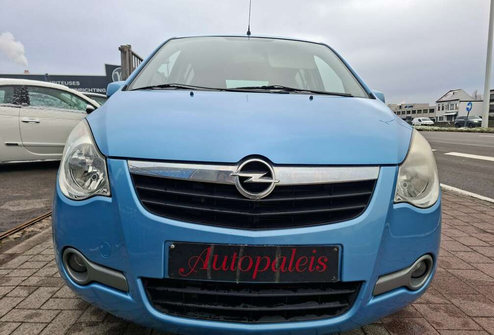 Opel Agila 1.0i Essentia