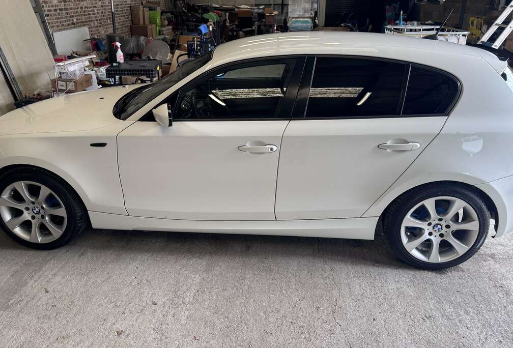 BMW 120i