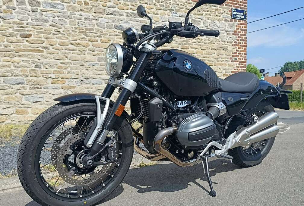 BMW