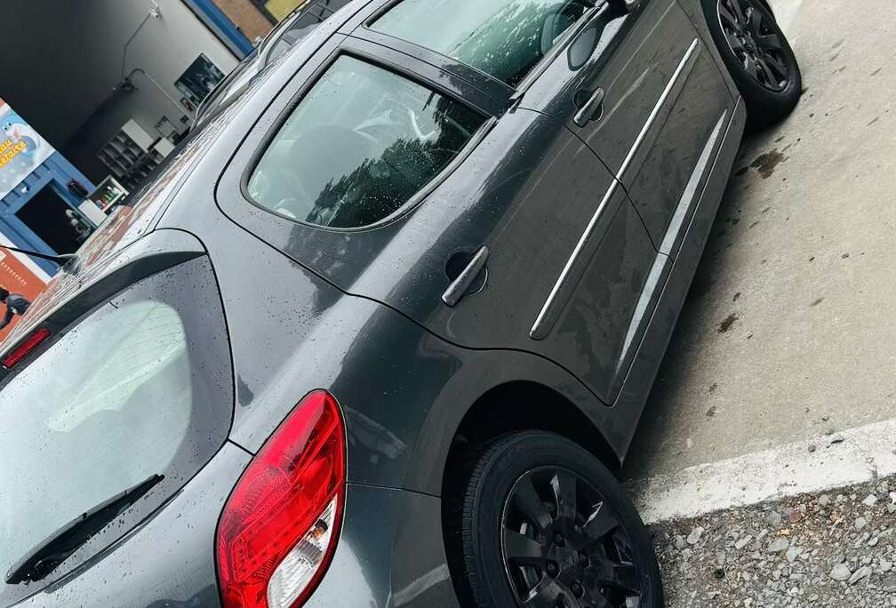 Peugeot 75 Tendance