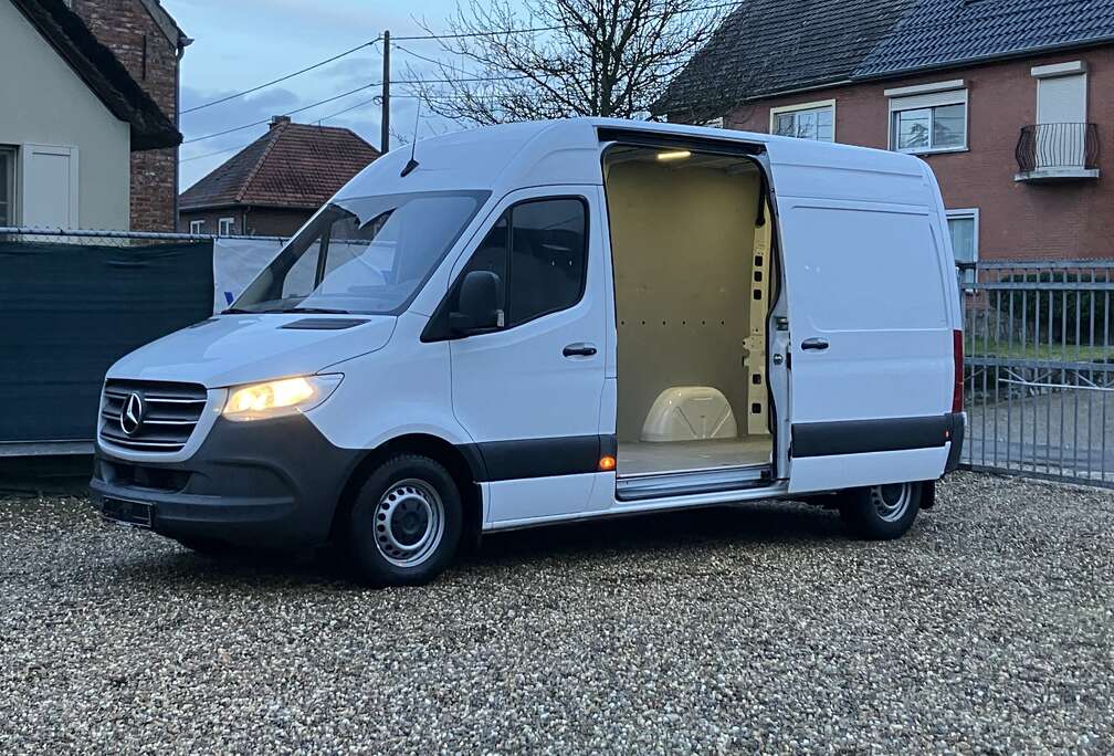 Mercedes-Benz 314 / 31.990€ + BTW / 2x schuifdeur / L2H2 L2 H2