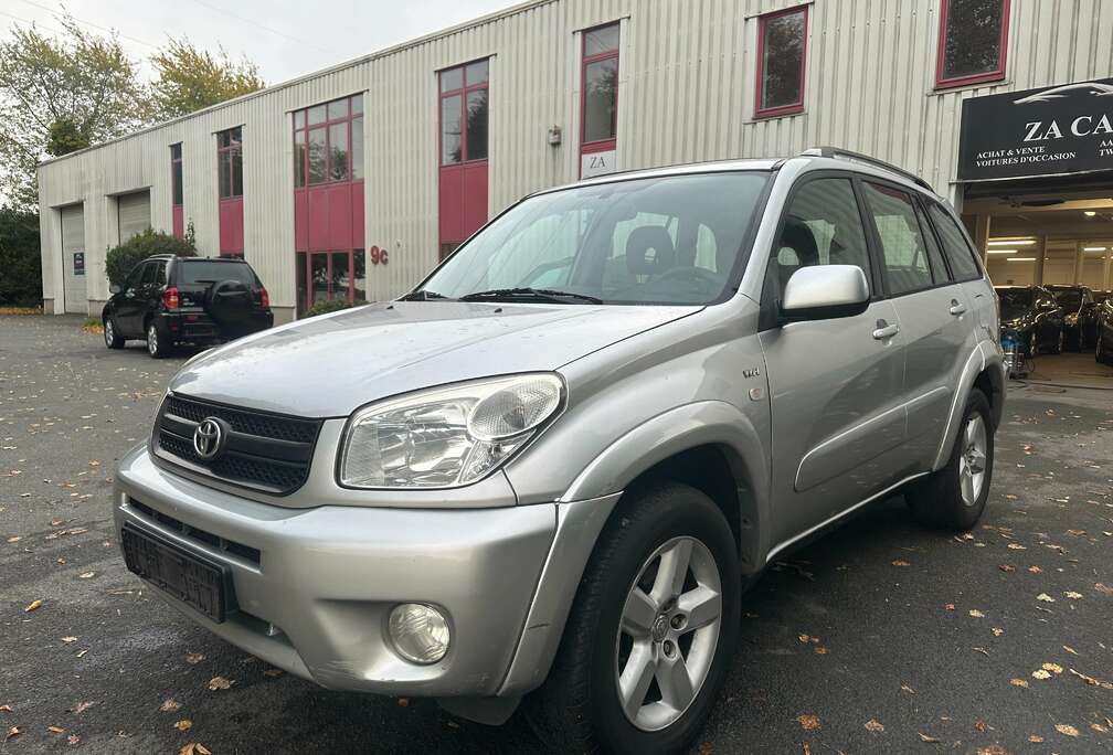 Toyota 2.0i VVT-i 16v 4x4 VX+