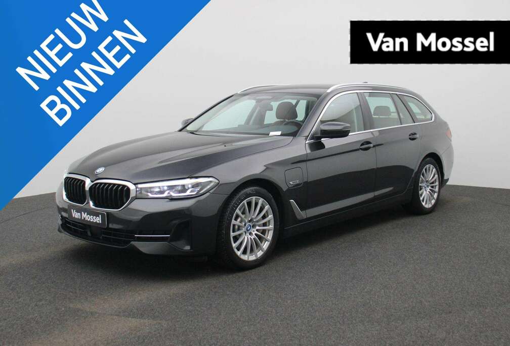 BMW 5 Reeks Touring 530e 215kW xDrive Auto LED  CAMER