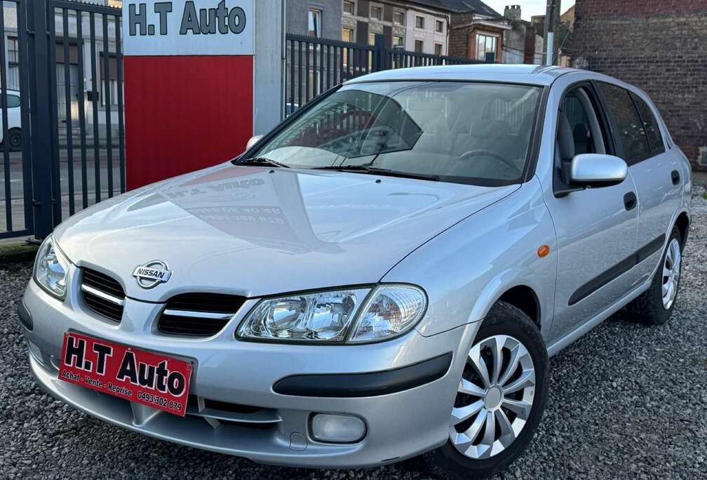 Nissan 1.5i 16v Airco/ Etat neuf/1er proprietaire