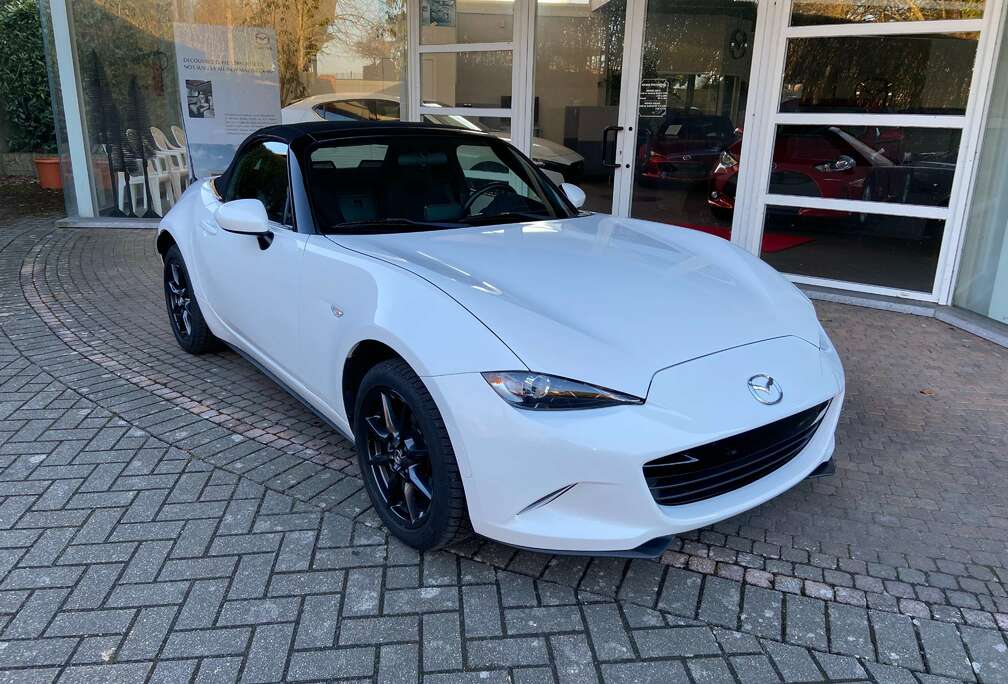 Mazda 1.5i Skyactiv-G Skydrive CABRIOLET