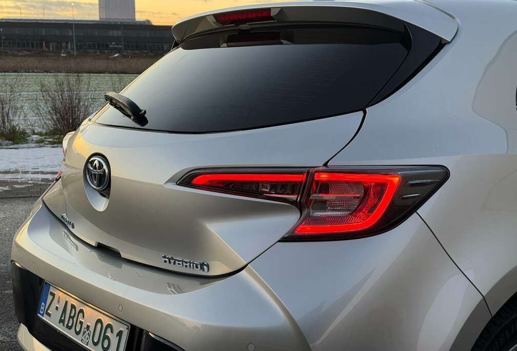 Toyota Corolla Hybrid 1.8 GPF e-CVT