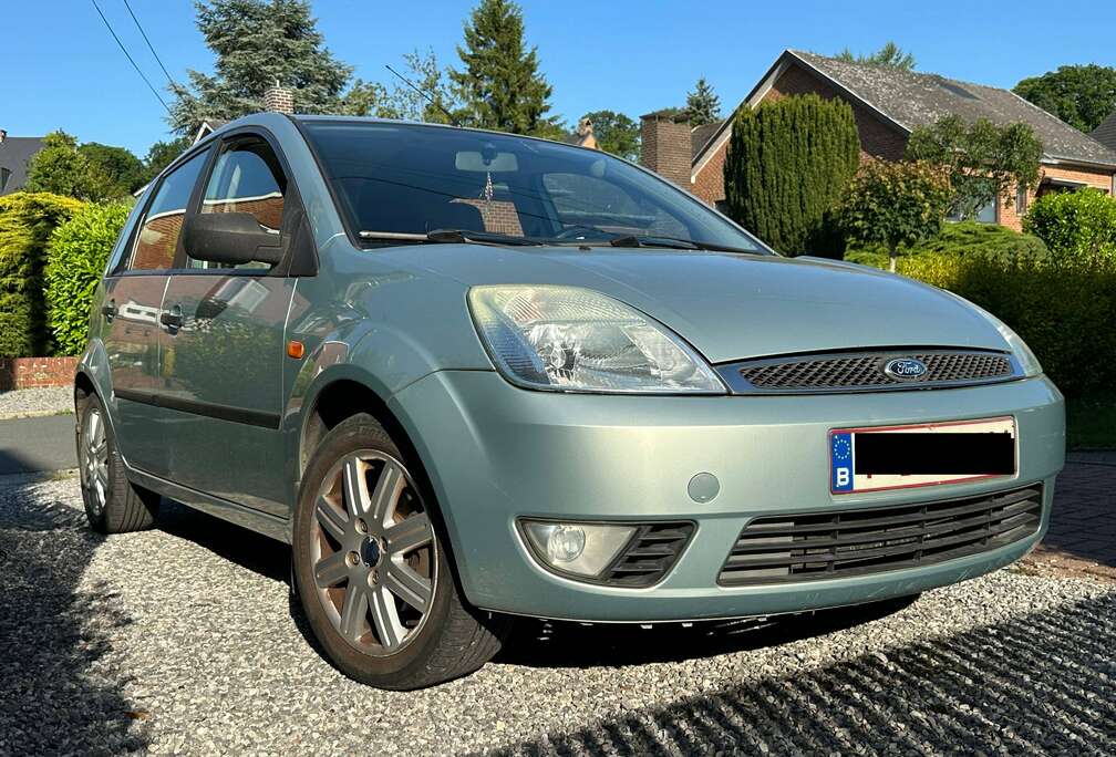 Ford Fiesta 1.4i 16v Ghia