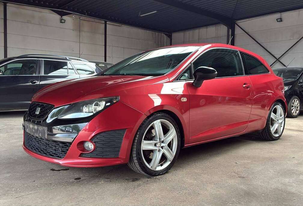 SEAT  Ibiza SC 2.0 CR TDi FR DPF