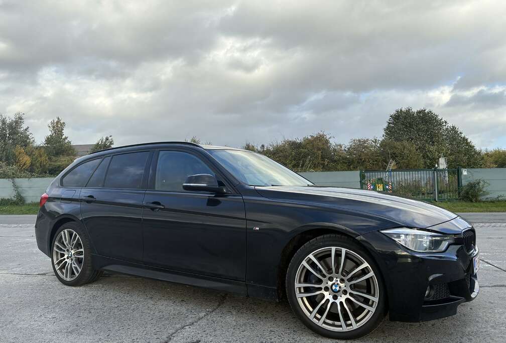 BMW Touring 340iXAS