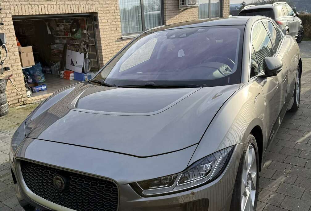 Jaguar 90 kWh EV400 HSE