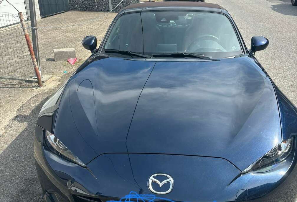 Mazda MX-5 1.5i Skyactiv-G Kazari