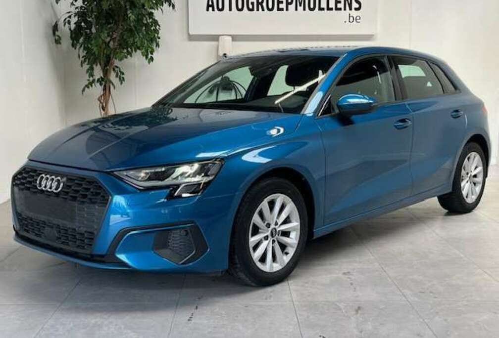 Audi 30 TFSI Sportback Navi + Alu velgen + Parkpilot +
