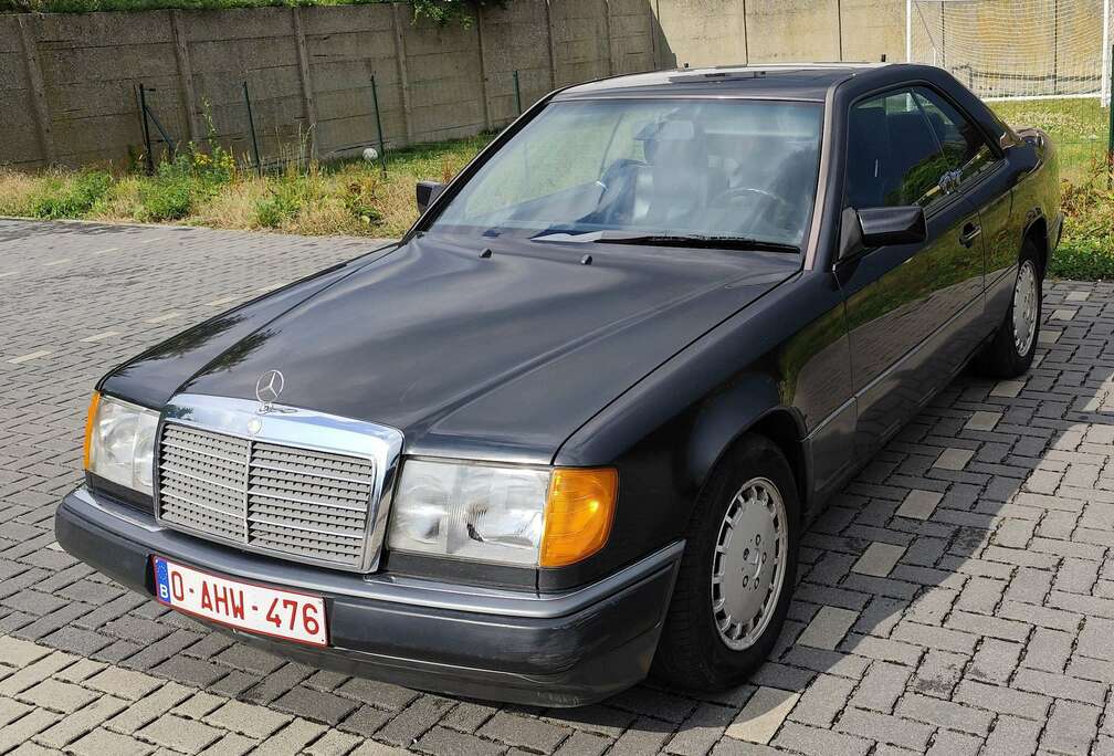 Mercedes-Benz 230 CE