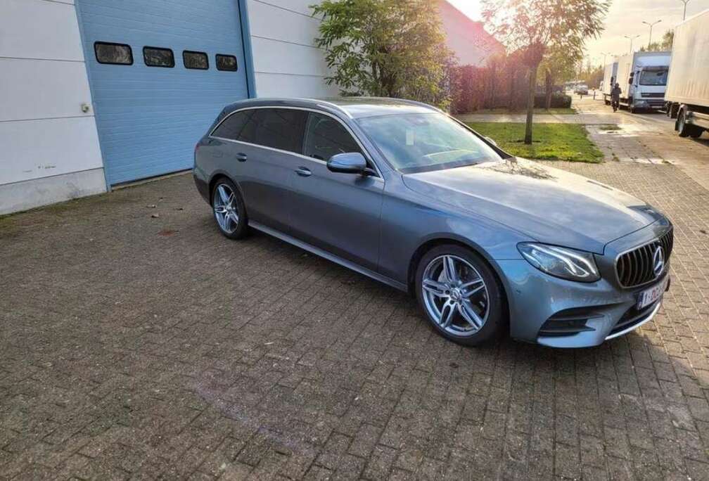 Mercedes-Benz E 220 d T 9G-TRONIC AMG Line