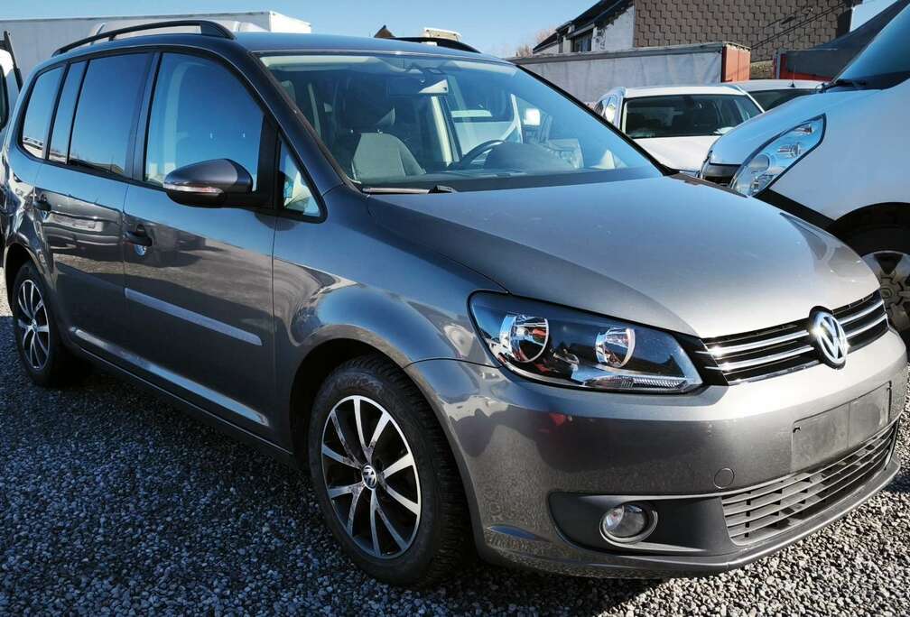 Volkswagen _1.6 CR TDi(105CH)_05/2014EUR.5B_7 PL_EQUIP