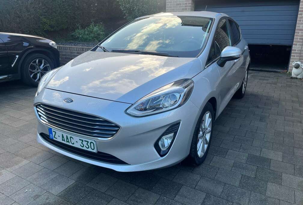 Ford 1.1i Titanium